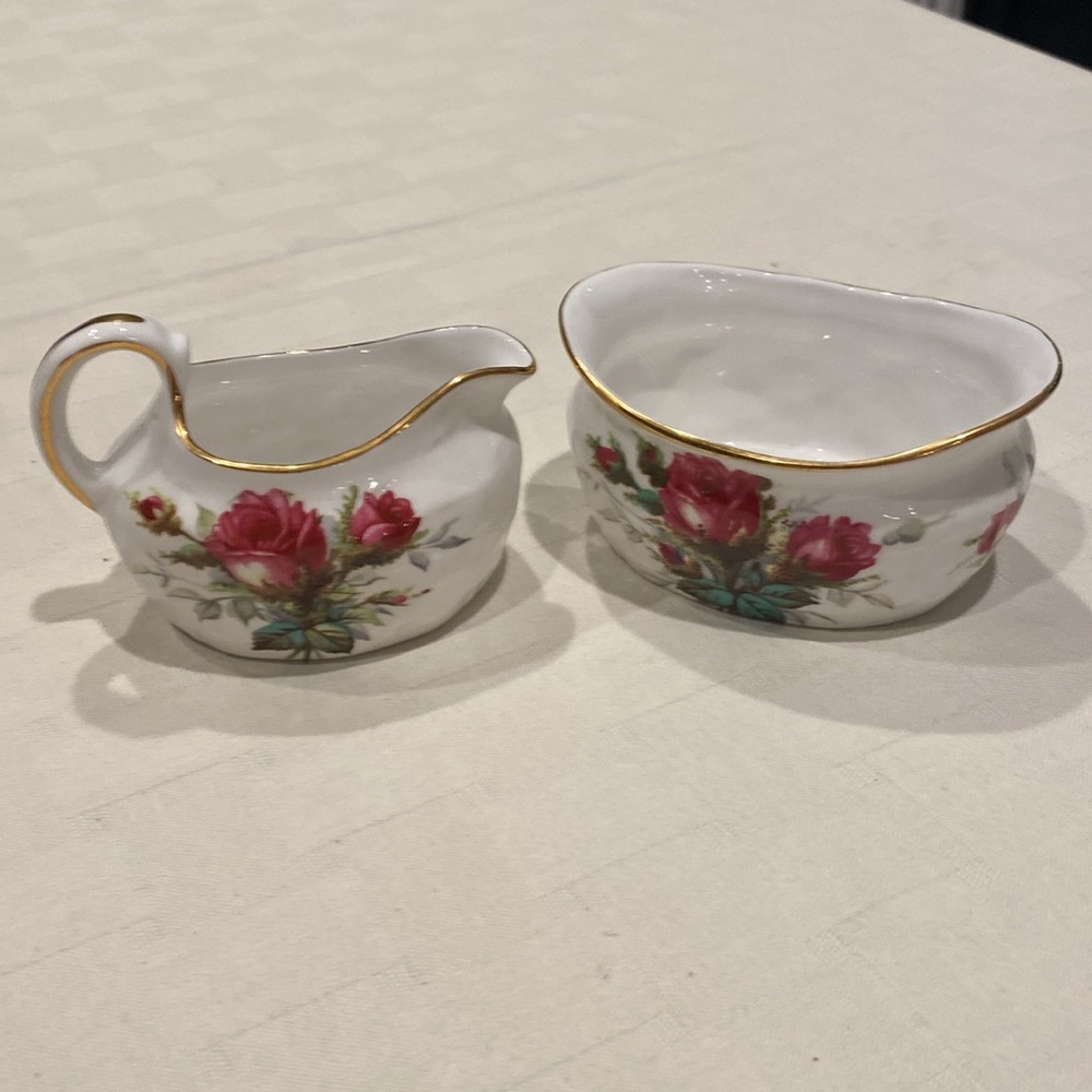 Hammersley Grandmother's Rose Pattern, Gold Rim, Bone Eng. China made in 1960s